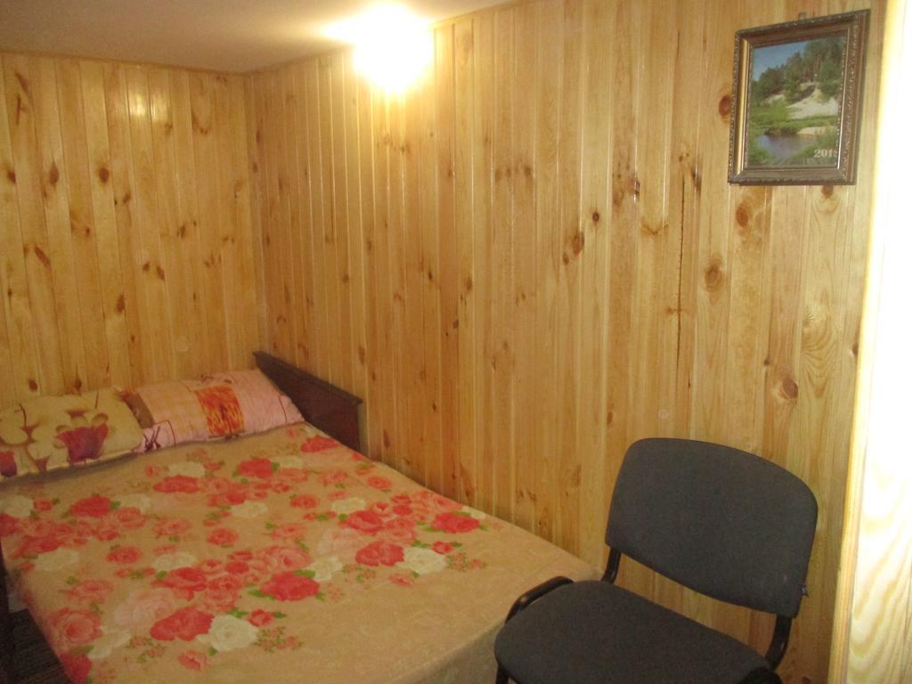 Pershyy Hostel U Cherkasah 체르카시 외부 사진